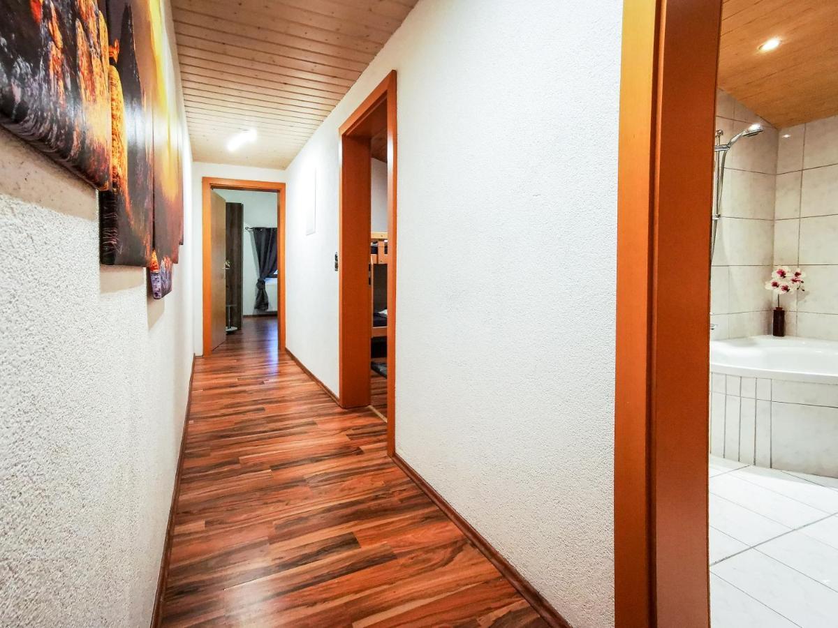 Alpenchalet Dona Partenen Luaran gambar